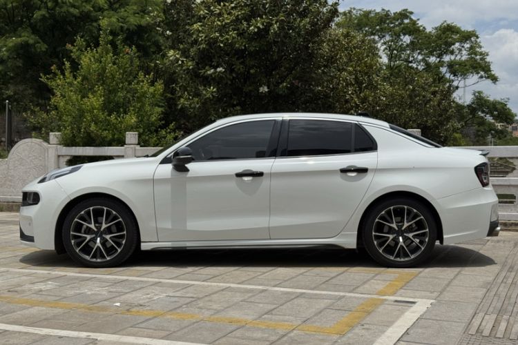 Used Lynk & Co 03 2021 1.5TD DCT Jing Champion Edition Exterior 5