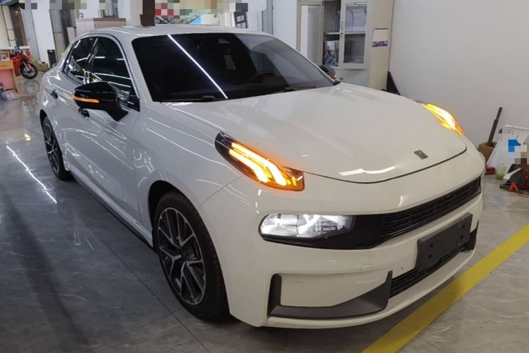 Used Lynk & Co 03 2021 2.0TD Automatic Trendy Champion Edition Front Right 45 Deg