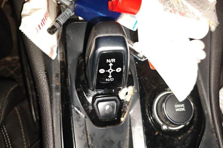 Used Lynk & Co 03 2021 2.0TD Automatic Trendy Champion Edition Gear Lever