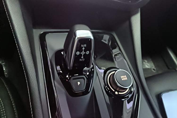 Used Lynk & Co 03 2021 1.5TD DCT JingPlus Gear Lever