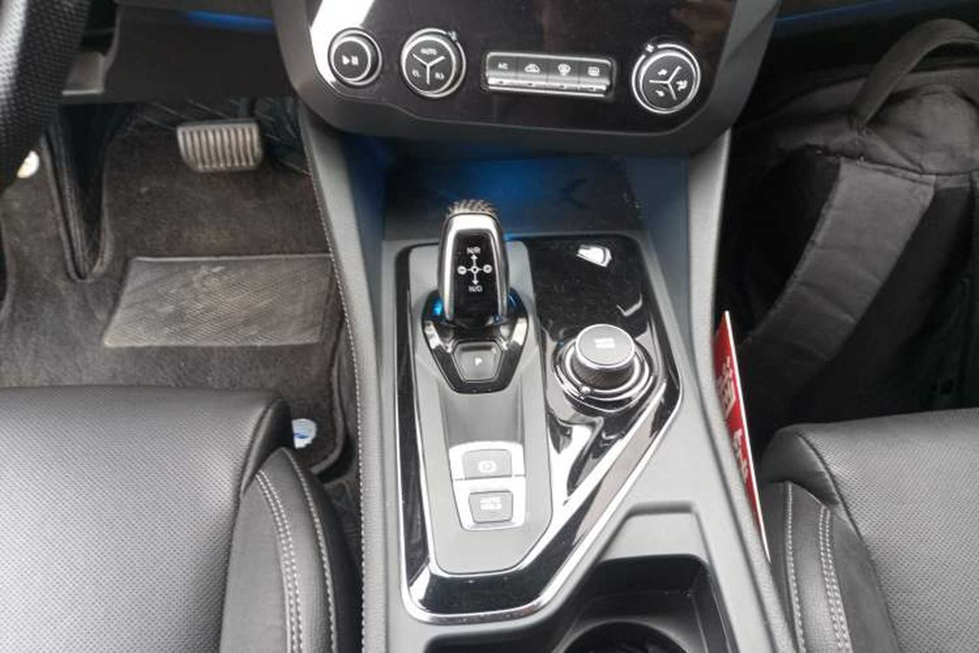 Used Lynk & Co 03 2021 2.0TD Automatic Trendy Champion Edition Gear Lever