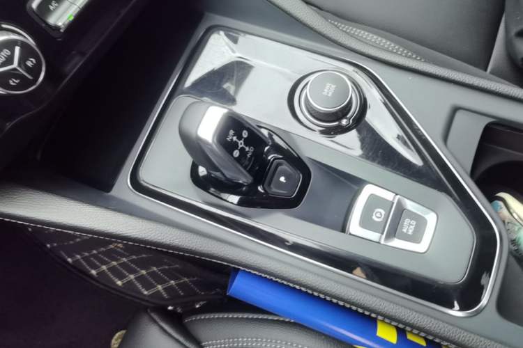 Used Lynk & Co 03 2021 2.0TD Automatic Jing Plus Gear Lever