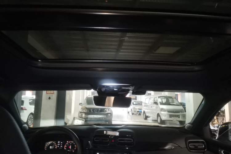 Used Lynk & Co 03 2021 1.5TD DCT Jing Champion Edition Headliner