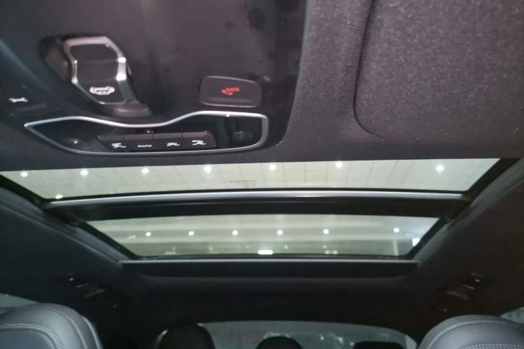 Used Lynk & Co 03 2021 2.0TD Automatic Trendy Champion Edition Headliner