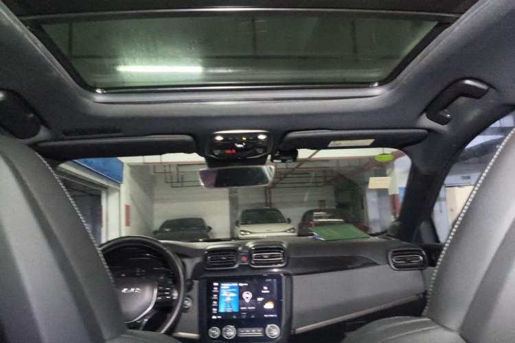 Used Lynk & Co 03 2021 2.0TD Automatic Trendy Champion Edition Headliner