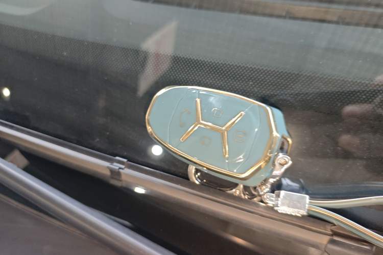 Used Lynk & Co 03 2021 2.0TD Automatic Trendy Champion Edition Interior 1