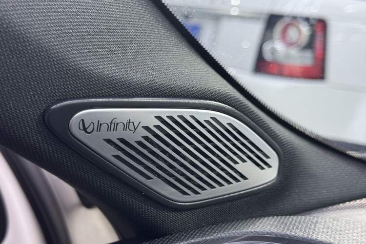 Used Lynk & Co 03 2021 2.0TD Automatic Trendy Champion Edition Interior 3