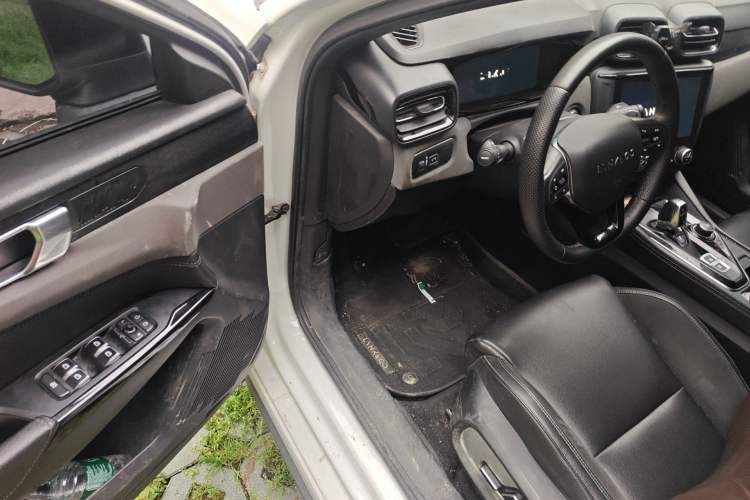 Used Lynk & Co 03 2021 1.5TD DCT JingPlus Interior 3
