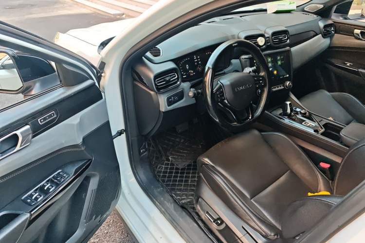 Used Lynk & Co 03 2021 1.5TD DCT Jing Champion Edition Interior 3