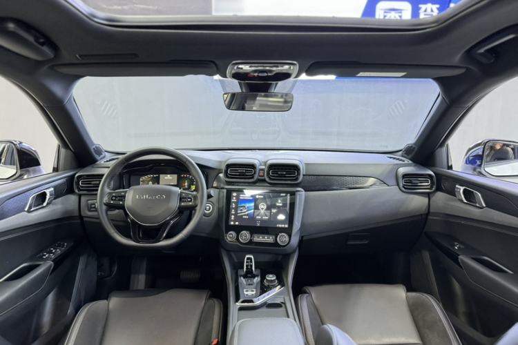 Used Lynk & Co 03 2021 1.5TD DCT JingPlus Interior 8