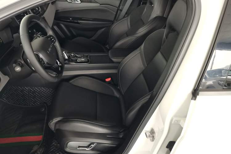 Used Lynk & Co 03 2021 1.5TD DCT JingPlus Left Front Seat