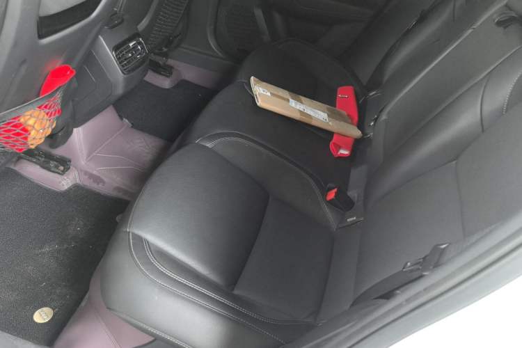 Used Lynk & Co 03 2021 2.0TD Automatic JingPro Left Rear Seat