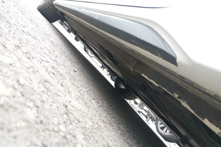 Used Lynk & Co 03 2021 2.0TD Automatic Trendy Champion Edition Left Side Sill