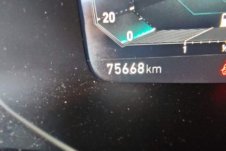 Used Lynk & Co 03 2021 1.5TD DCT Jing Champion Edition Odometer Close Up
