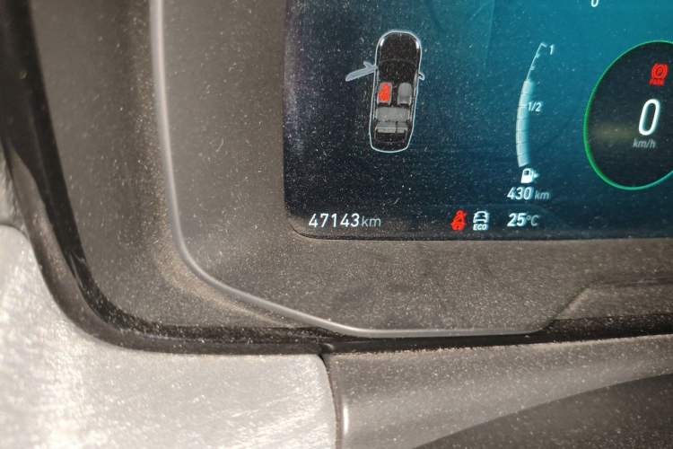 Used Lynk & Co 03 2021 2.0TD Automatic Trendy Champion Edition Odometer Close Up
