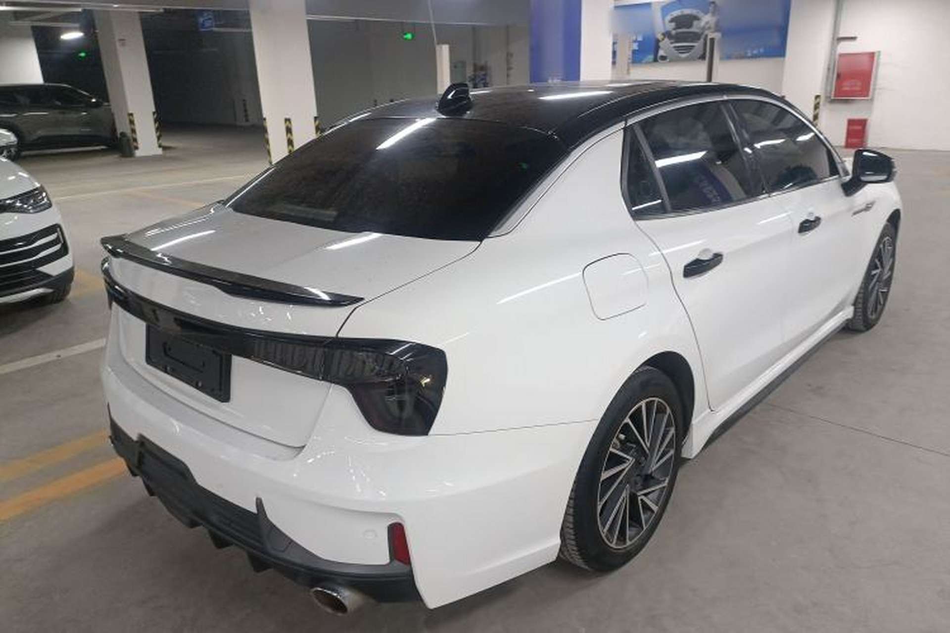 Used Lynk & Co 03 2021 1.5TD DCT JingPlus Rear Right 45 Deg