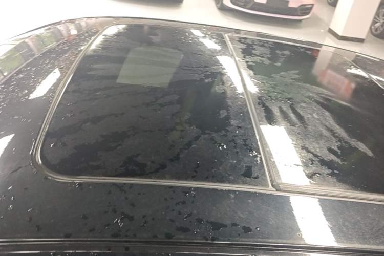 Used Lynk & Co 03 2021 03+ 2.0TD Automatic Wind-Chasing Edition Roof