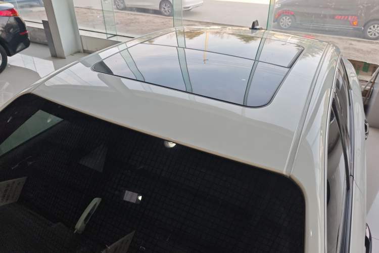 Used Lynk & Co 03 2021 2.0TD Automatic Trendy Champion Edition Roof