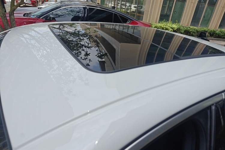 Used Lynk & Co 03 2021 1.5TD DCT Jing Champion Edition Roof