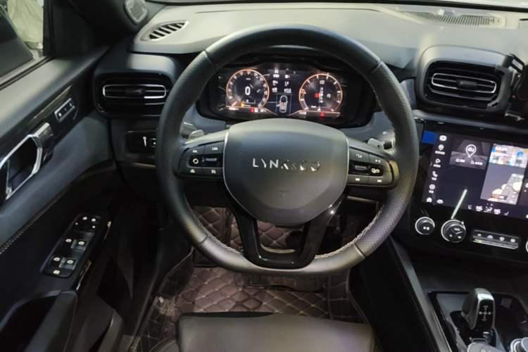 Used Lynk & Co 03 2021 2.0TD Automatic Trendy Champion Edition Steering Wheel