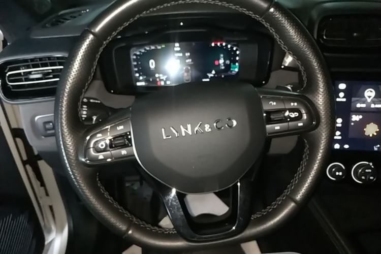 Used Lynk & Co 03 2021 2.0TD Automatic Trendy Champion Edition Steering Wheel