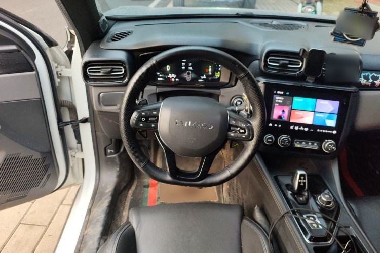 Used Lynk & Co 03 2021 2.0TD Automatic Trendy Champion Edition Steering Wheel