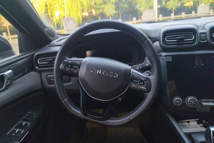 Used Lynk & Co 03 2021 1.5TD DCT JingPlus Steering Wheel