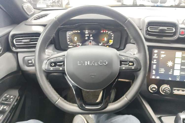 Used Lynk & Co 03 2021 1.5TD DCT Jing Champion Edition Steering Wheel