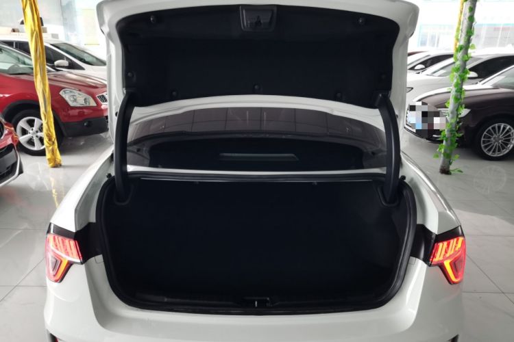 Used Lynk & Co 03 2021 1.5TD DCT JingPlus Trunk