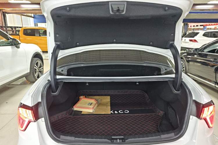 Used Lynk & Co 03 2021 1.5TD DCT Jing Champion Edition Trunk