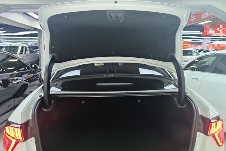 Used Lynk & Co 03 2021 1.5TD DCT JingPlus Trunk