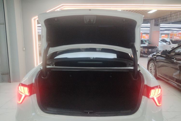Used Lynk & Co 03 2021 1.5TD DCT JingPlus Trunk