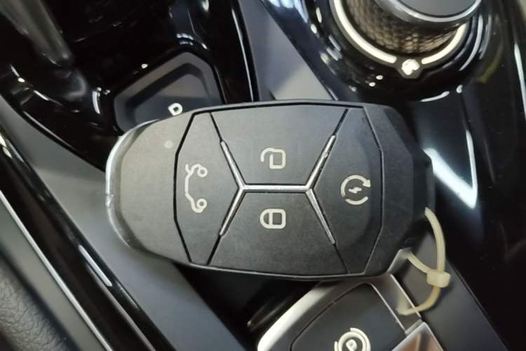 Used Lynk & Co 03 2021 2.0TD Automatic Trendy Champion Edition Vehicle Key