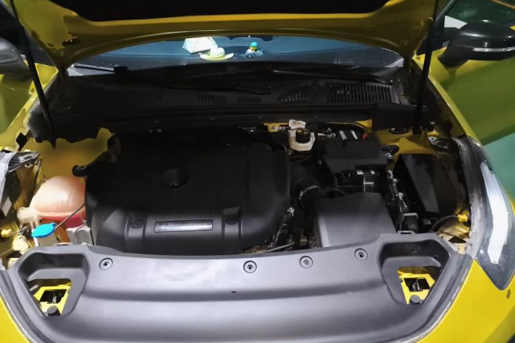 Used Lynk & Co 03 2021 03+ 2.0TD Automatic Wind-Chasing Edition Engine Bay
