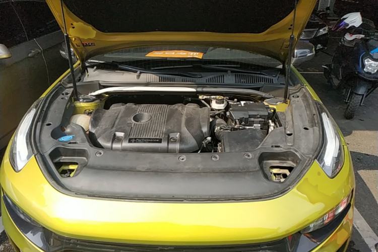 Used Lynk & Co 03 2021 03+ 2.0TD Automatic Wind-Chasing Edition Engine Bay