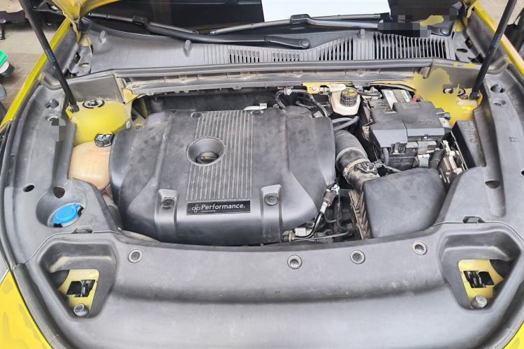 Used Lynk & Co 03 2021 03+ 2.0TD Automatic Wind-Chasing Edition Engine Bay