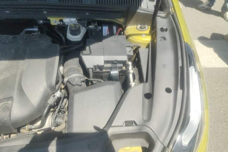 Used Lynk & Co 03 2021 03+ 2.0TD Automatic Wind-Chasing Edition Engine Bay Left