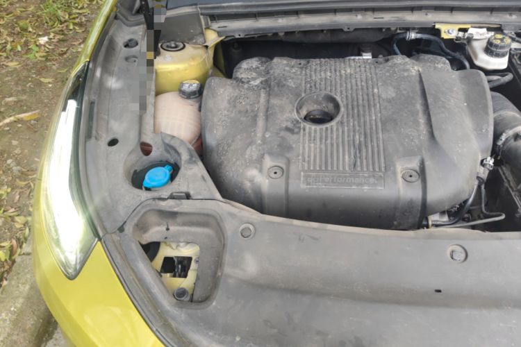 Used Lynk & Co 03 2021 03+ 2.0TD Automatic Wind-Chasing Edition Engine Bay Right
