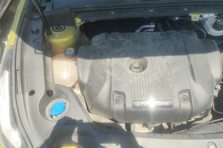 Used Lynk & Co 03 2021 03+ 2.0TD Automatic Wind-Chasing Edition Engine Bay Right