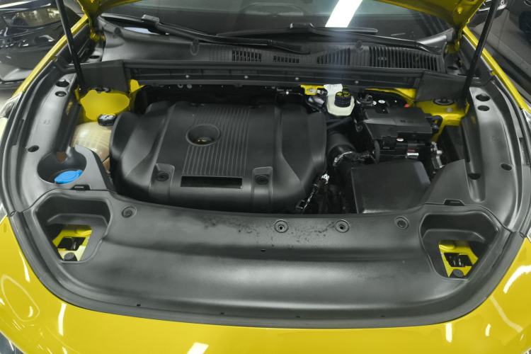 Used Lynk & Co 03 2021 03+ 2.0TD Automatic Wind-Chasing Edition Engine Bay
