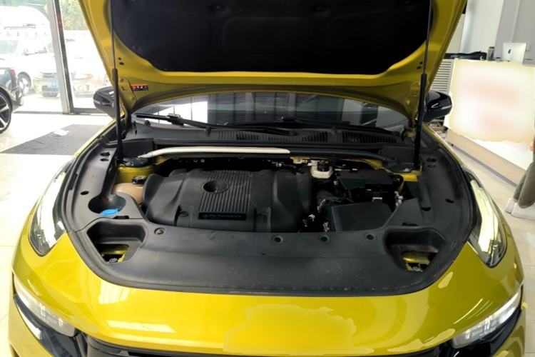 Used Lynk & Co 03 2021 03+ 2.0TD Automatic Wind-Chasing Edition Engine Bay