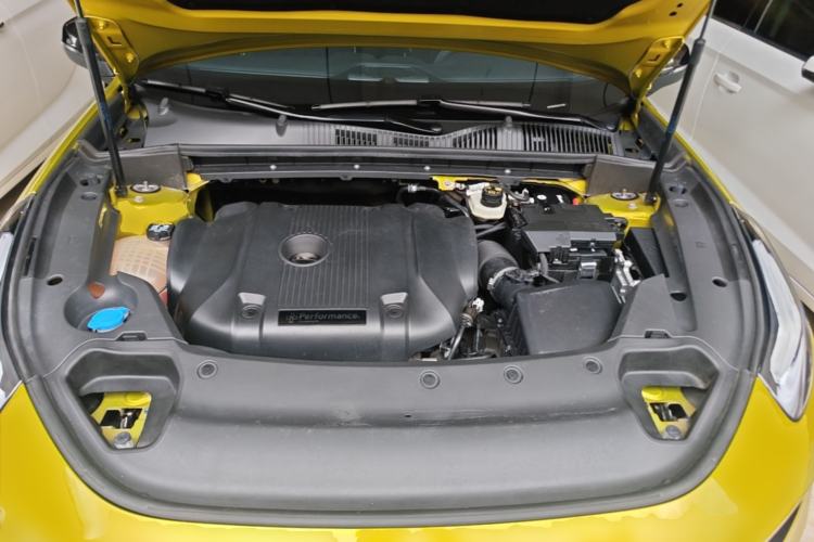 Used Lynk & Co 03 2021 03+ 2.0TD Automatic Wind-Chasing Edition Engine Bay
