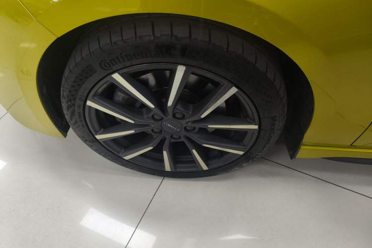 Used Lynk & Co 03 2021 03+ 2.0TD Automatic Wind-Chasing Edition Exterior 4