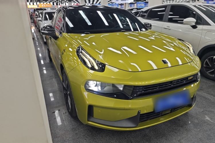 Used Lynk & Co 03 2021 03+ 2.0TD Automatic Wind-Chasing Edition Front Right 45 Deg