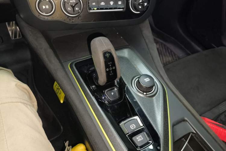 Used Lynk & Co 03 2021 03+ 2.0TD Automatic Wind-Chasing Edition Gear Lever