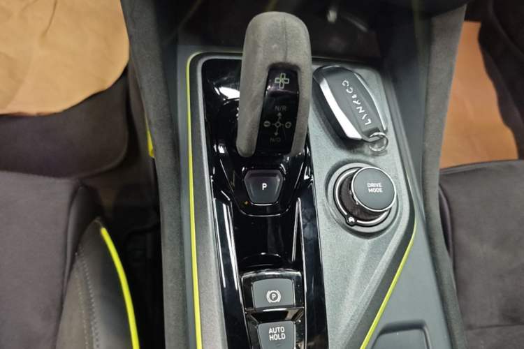 Used Lynk & Co 03 2021 03+ 2.0TD Automatic Wind-Chasing Edition Gear Lever