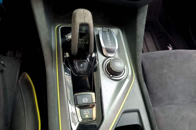 Used Lynk & Co 03 2021 03+ 2.0TD Automatic Wind-Chasing Edition Gear Lever