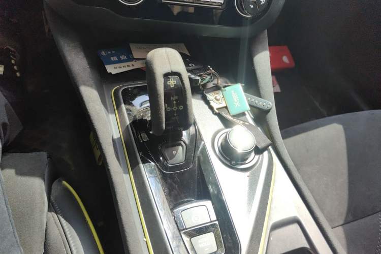 Used Lynk & Co 03 2021 03+ 2.0TD Automatic Wind-Chasing Edition Gear Lever