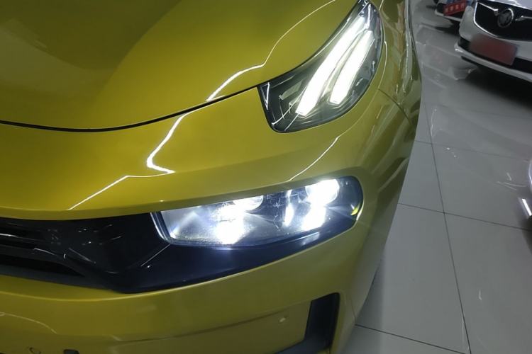 Used Lynk & Co 03 2021 03+ 2.0TD Automatic Wind-Chasing Edition Left Front Headlight