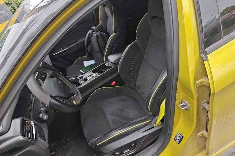 Used Lynk & Co 03 2021 03+ 2.0TD Automatic Wind-Chasing Edition Left Front Seat